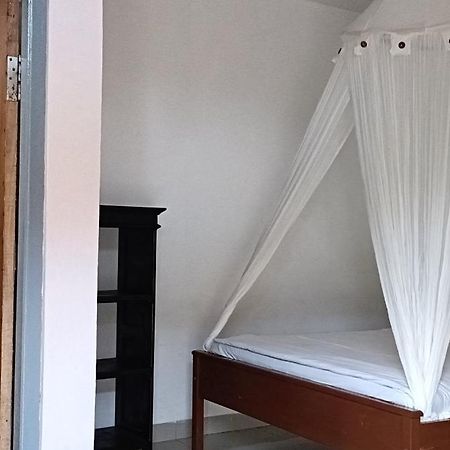 Moon In Hotel เคลิมูตู ภายนอก รูปภาพ